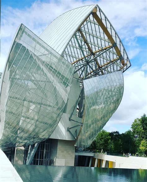 Louis Vuitton foundation images